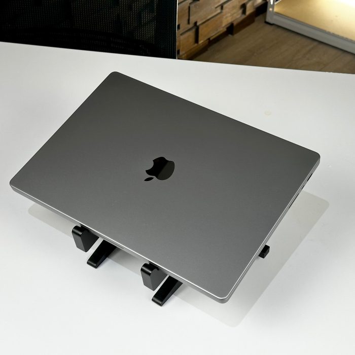MacBook Pro 16" M1 Max 64GB 1TB Space Gray (2021) - Pre-Owned